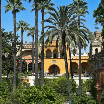palais alcazar seville
