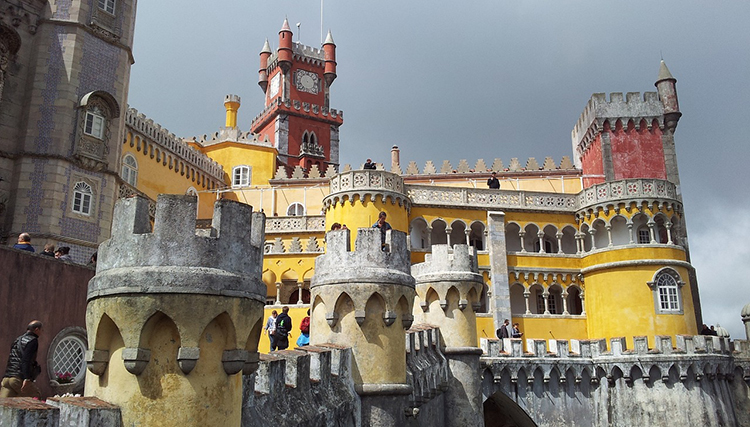 Le Palais de Pena à Sintra au Portugal